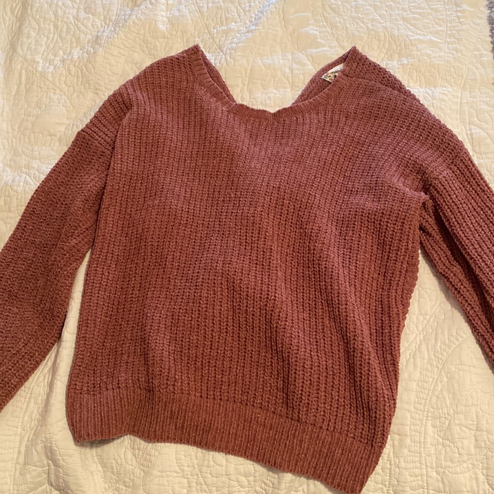 Pink rose sweater size small